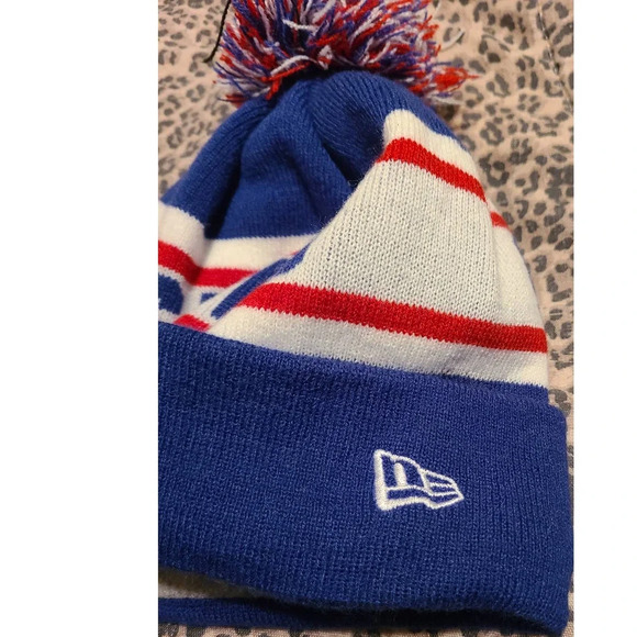New Era Chicago Cubs Pom Pom Beanie Hat One Size Multicolor Cuffed Knit (AH) - Picture 4 of 4